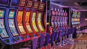 shwe game စလော့ဂိမ်း Jackpot Reels လှည့်နေသော မြင်ကွင်း